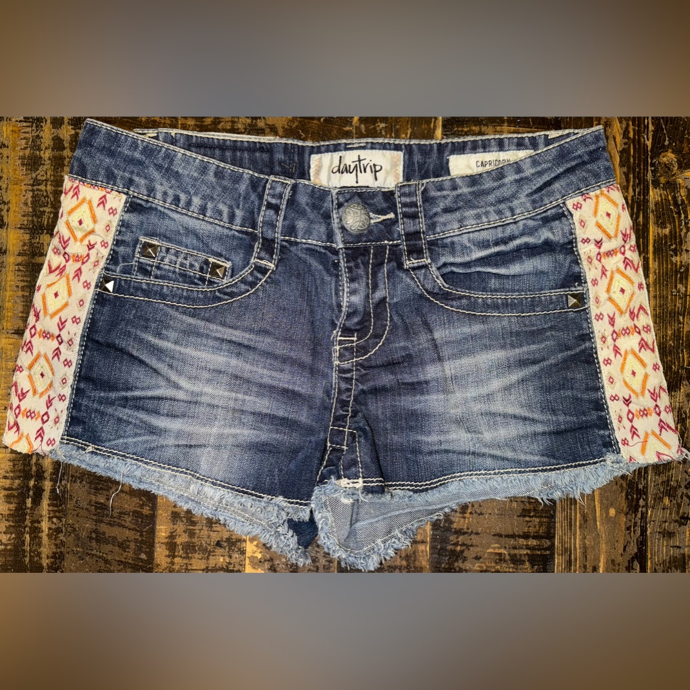 Daytrip Capricorn Women’s Denim Shorts